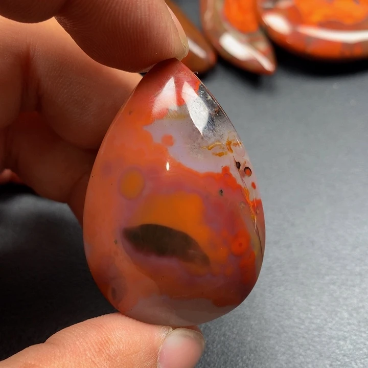 玛瑙/玉髓颈饰未镶嵌心***闲