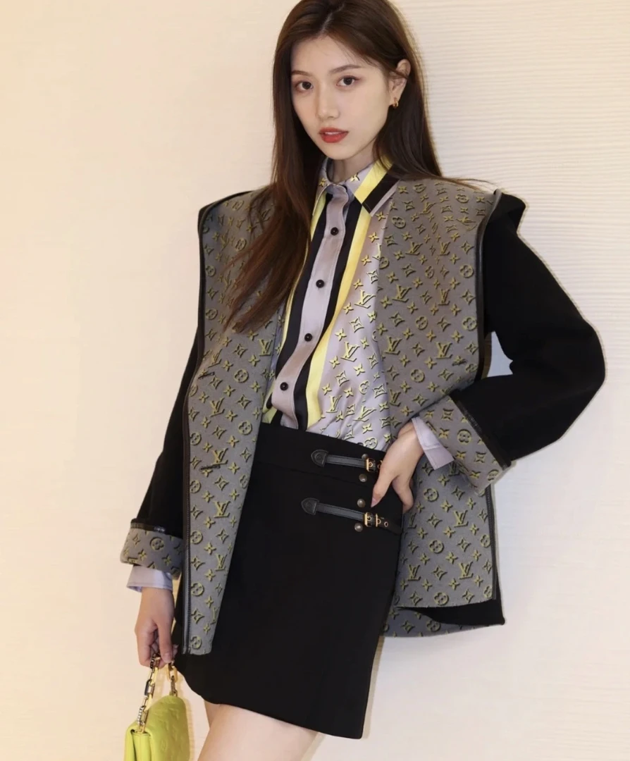 未使用 LouisVuitton/路易威登 yy881  绵羊毛 系带迷你半身裙 34