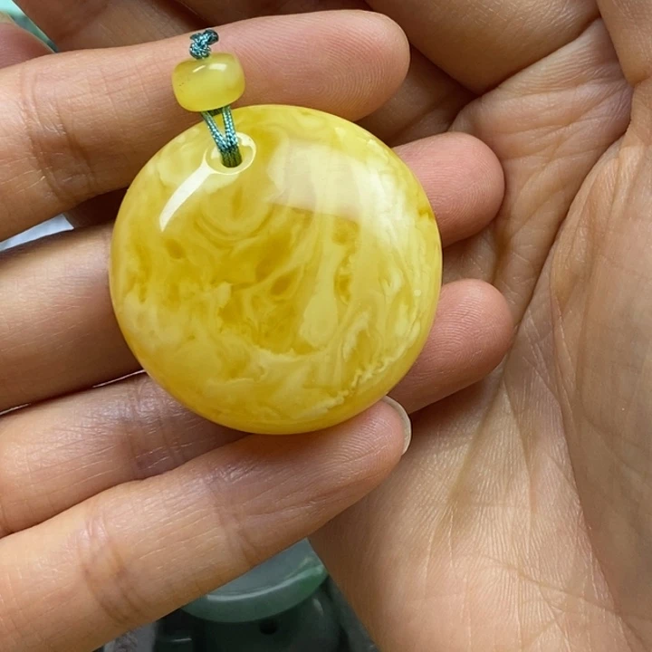 未镶嵌蜜蜡裸石肥**呀微瑕