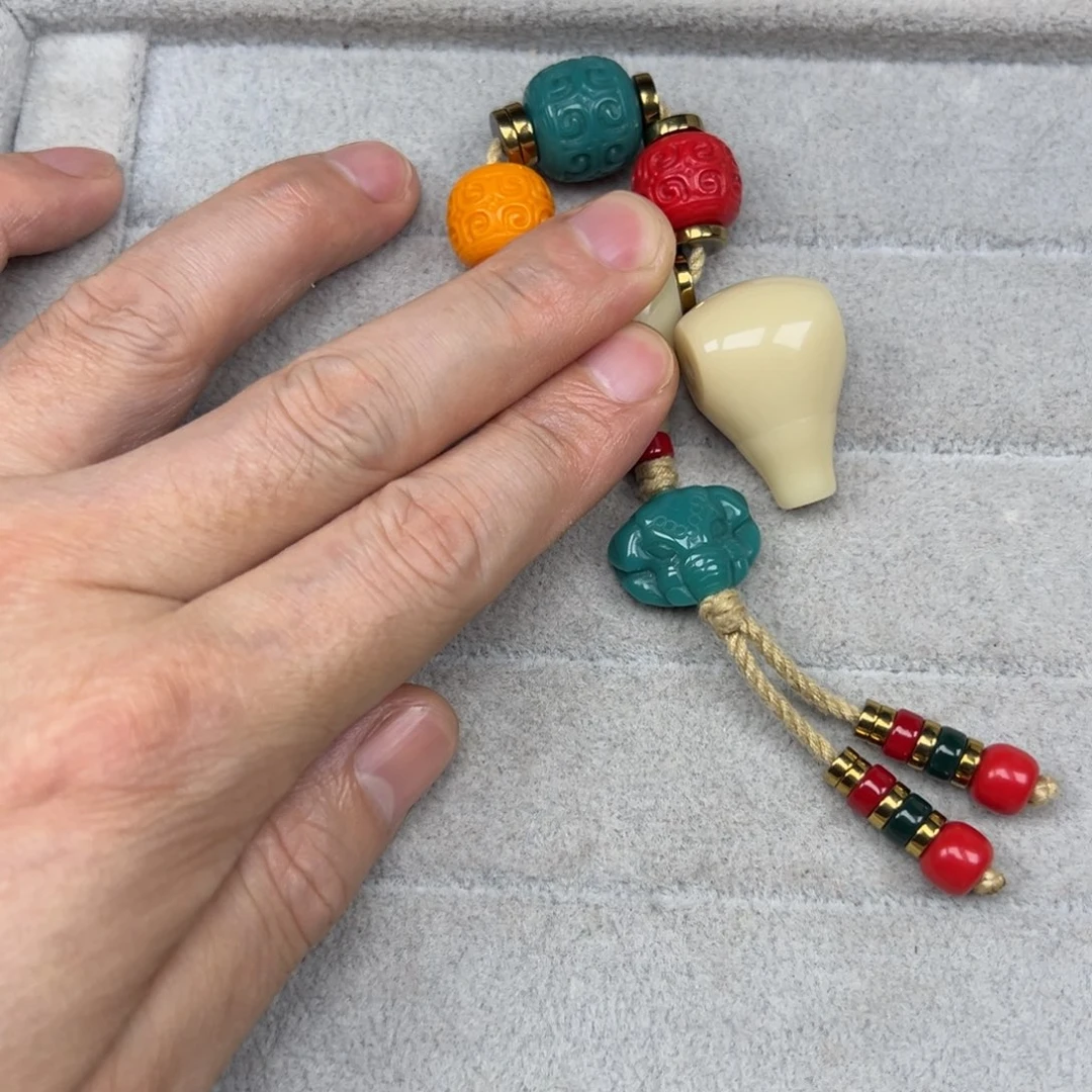 琉璃颈饰熊*～三通18，13+套件