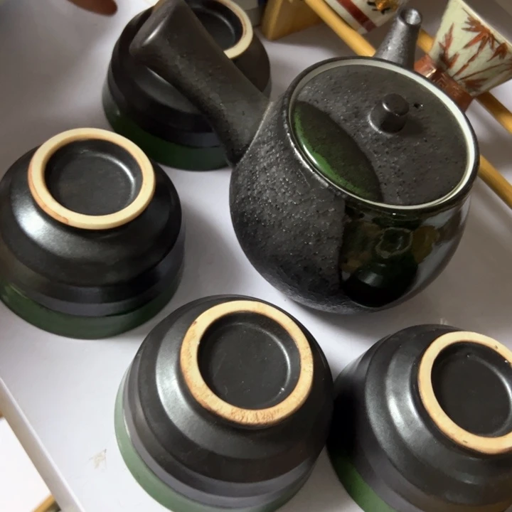 盖碗瓷器直播放漏中