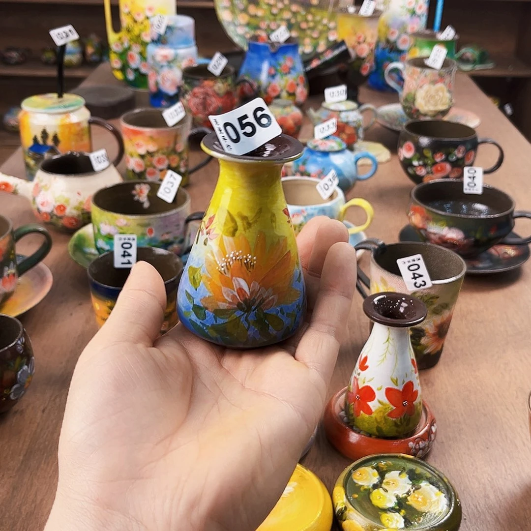 纯纯莫奈油画风花瓶