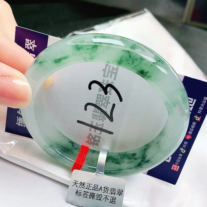 翡翠未镶嵌手镯缅甸天然a货翡翠手镯