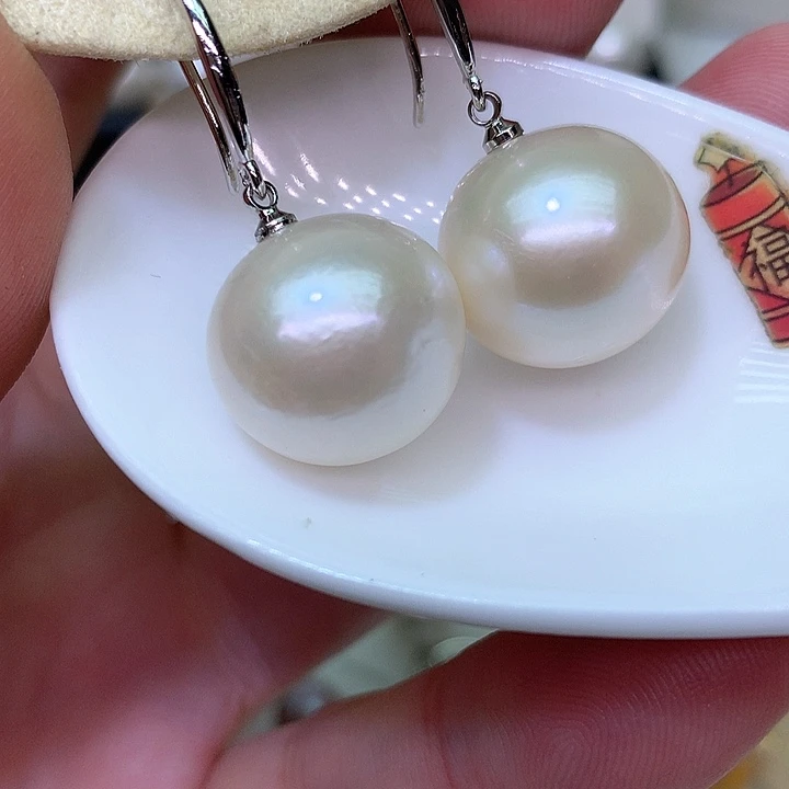 银S925镶嵌耳饰淡水珍珠
