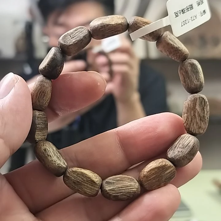 沉香手串(白棋楠)随形珠6g+