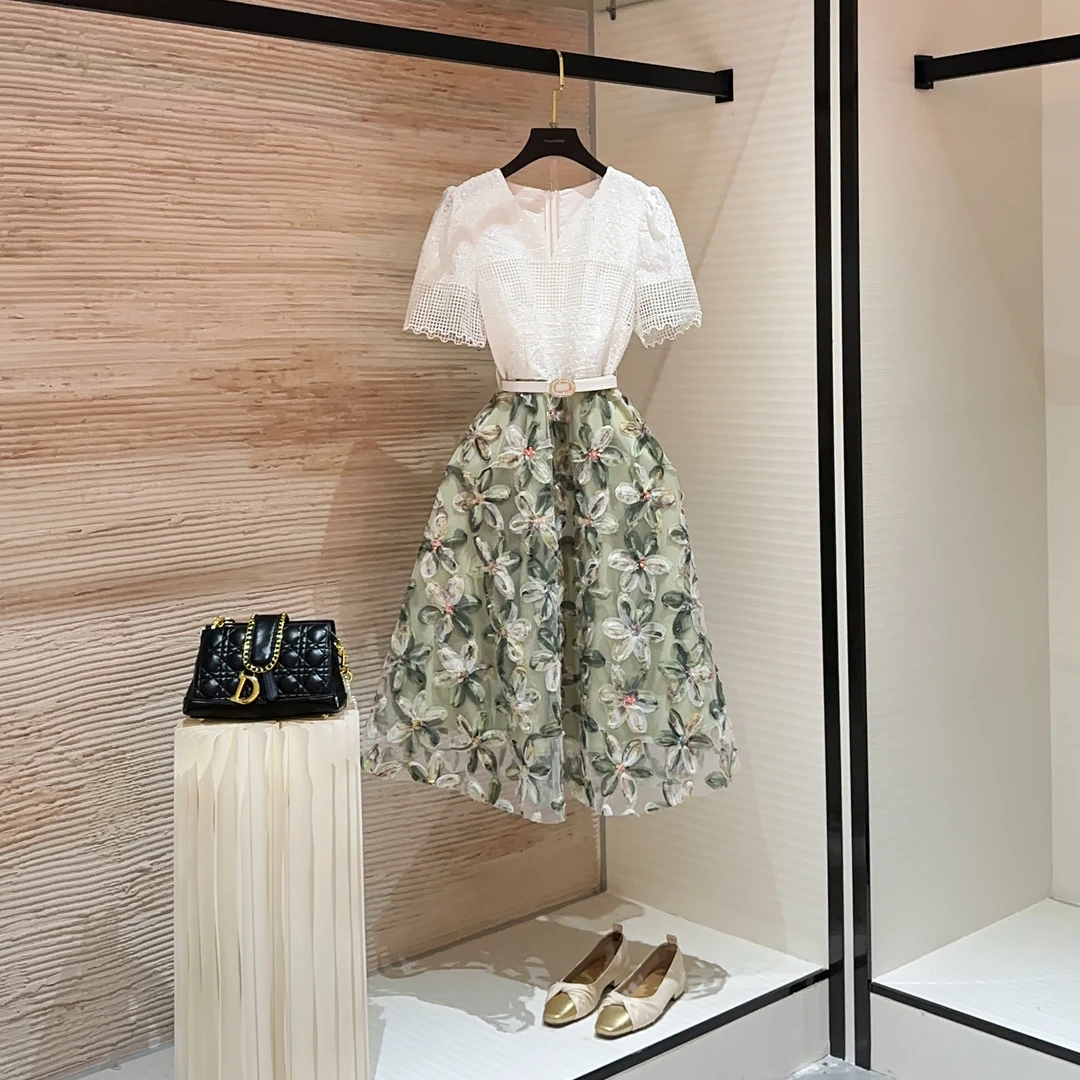 【vian专属】碎花设计师款轻奢气质刺绣显瘦收腰连衣裙CO-35