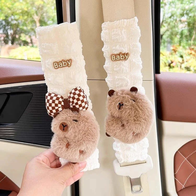 卡通卡皮巴拉汽车安全带护肩套通用车载防勒脖保护套车饰可爱装饰