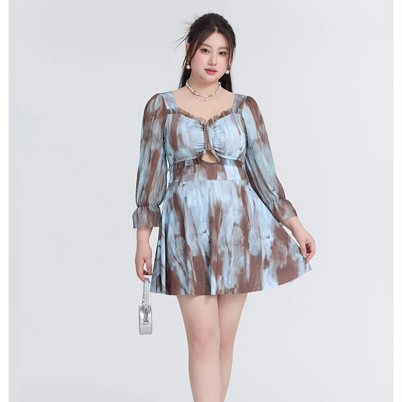 泳衣女2025新款仙女范微胖女孩大码遮肉连体裙式保守泡温泉游泳装