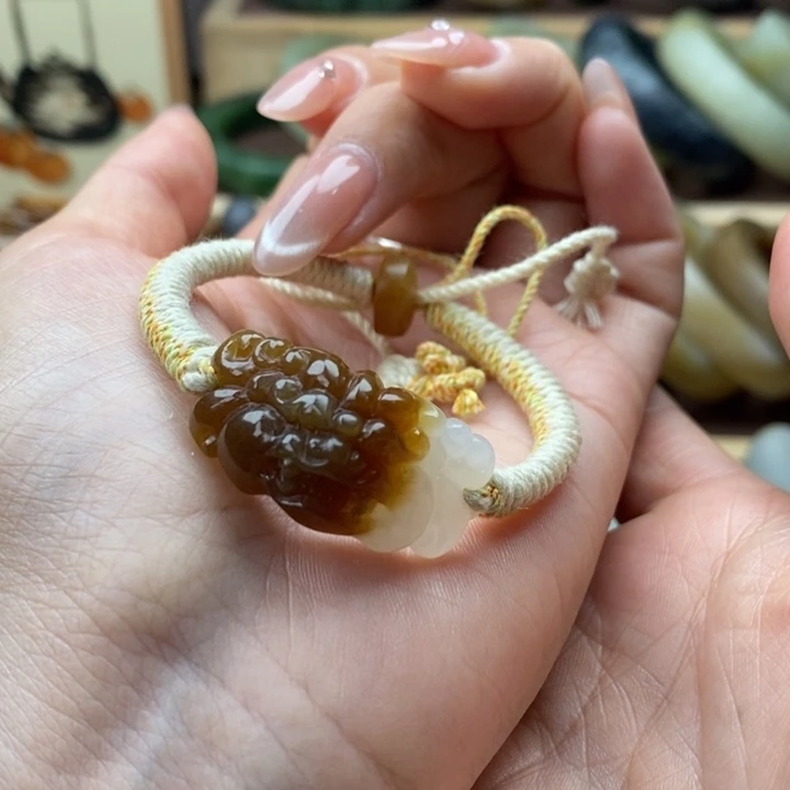 和田玉（糖玉）未镶嵌手链