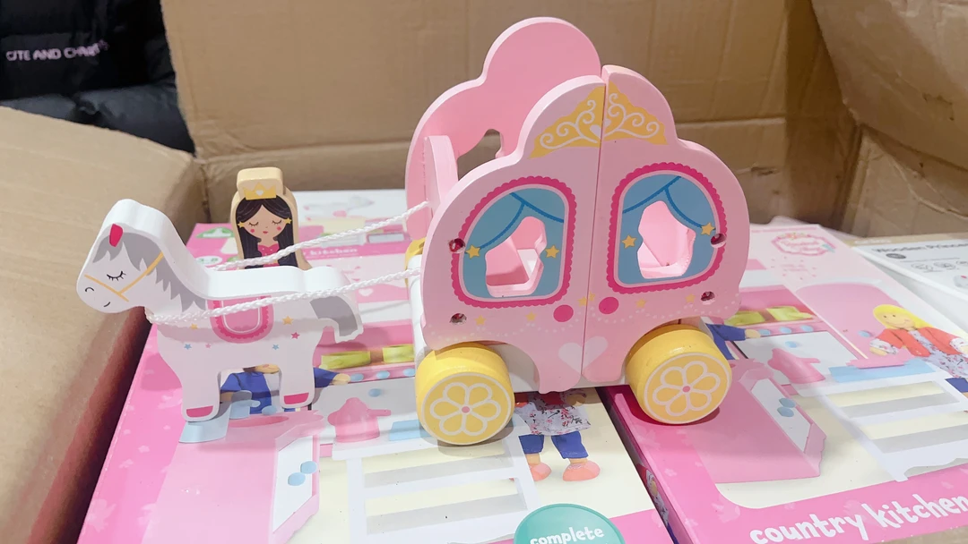 无品牌直播间玩具男宝女宝，默认微瑕，介意勿拍。