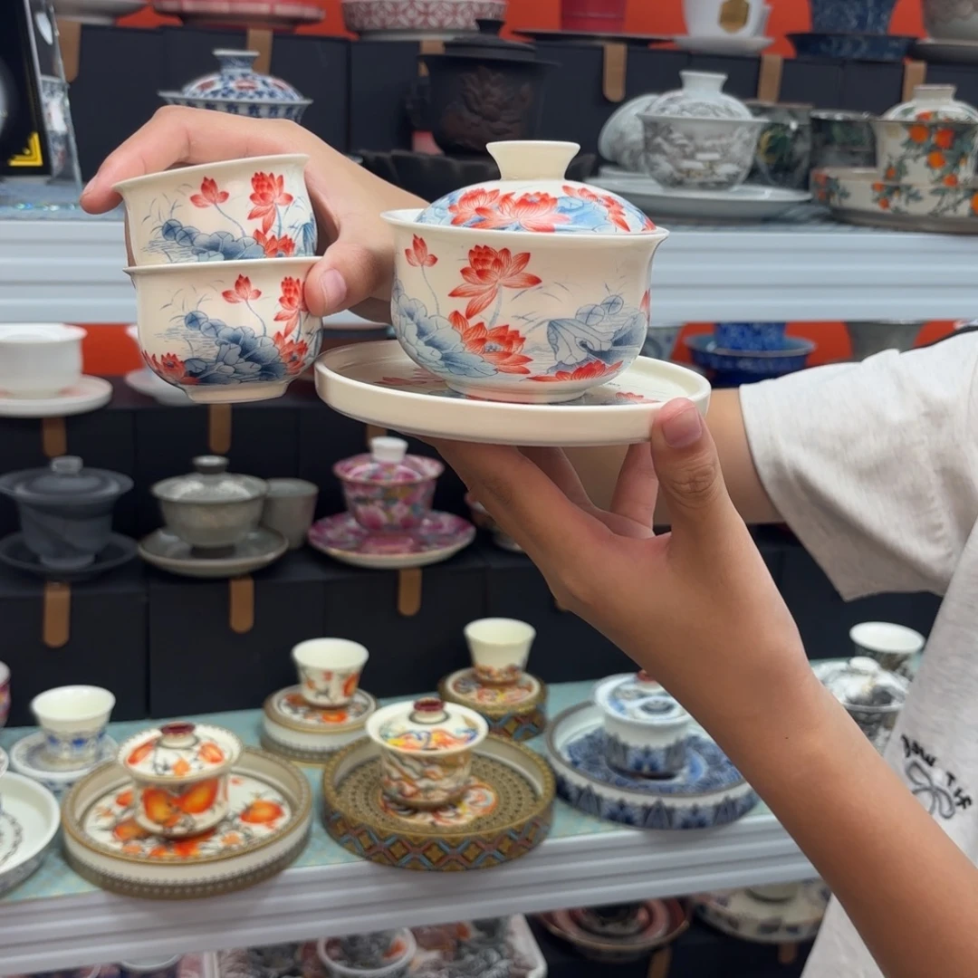 茶具是指由两件商品组合