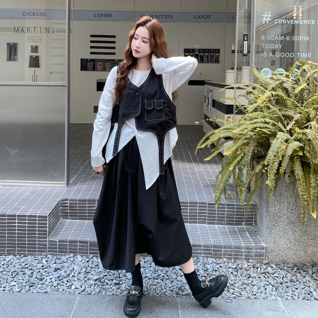韩系早秋穿搭套装2025今年流行穿搭不规则马甲衬衫半身裙三件套
