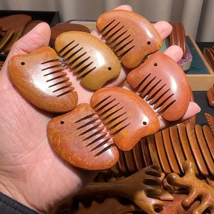 红砭石精品款小梳子