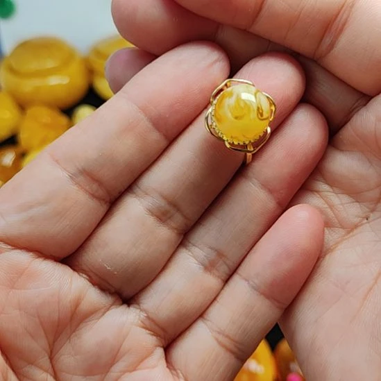 银S925镀金镶嵌蜜蜡戒指