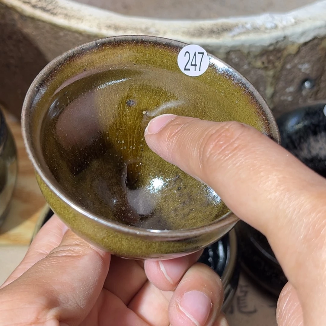 茶盏义兴龙窑坚持真柴烧微瑕