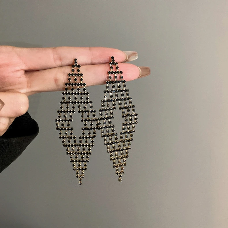 铜合金耳饰 黑色菱形流苏耳环欧美夸张设计感时尚气质耳饰C532