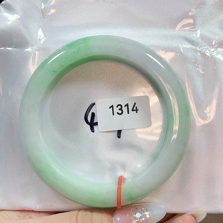 翡翠手镯未镶嵌天然翡翠手镯67