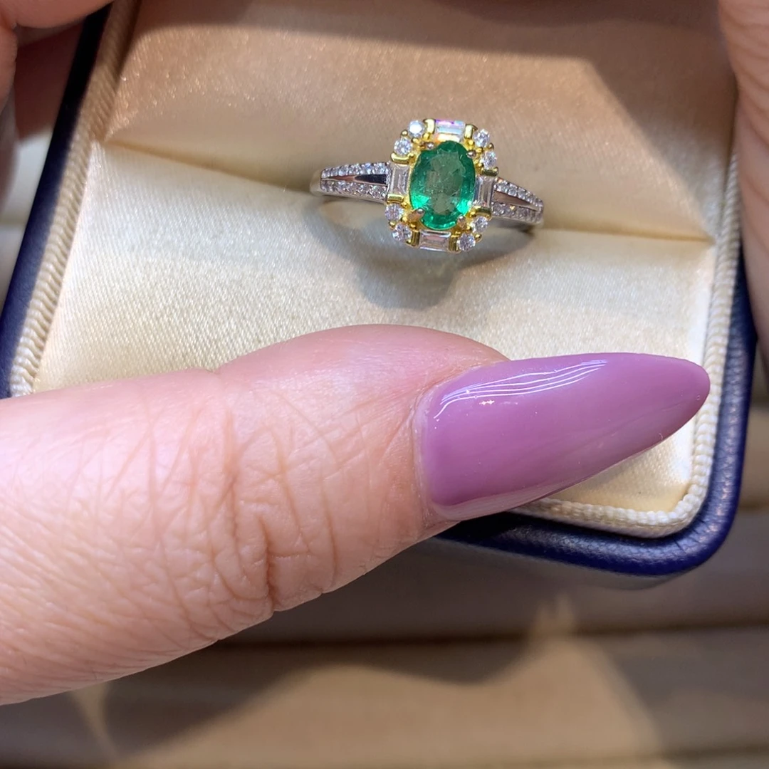 银S925镶嵌戒指祖母绿