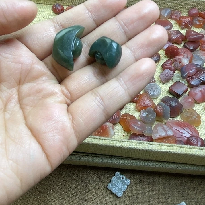 和田玉（糖玉）颈饰未镶嵌善*阁59