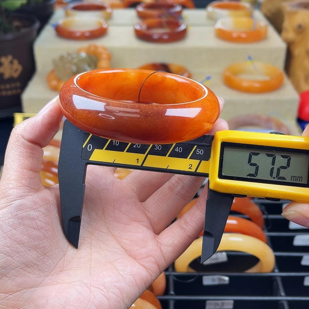 无无107号茄山老油料57圈口红色胖胖镯