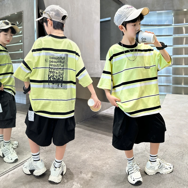 儿童夏装运动套装2025新款时髦痞帅气中大童男孩学生短袖夏季衣服