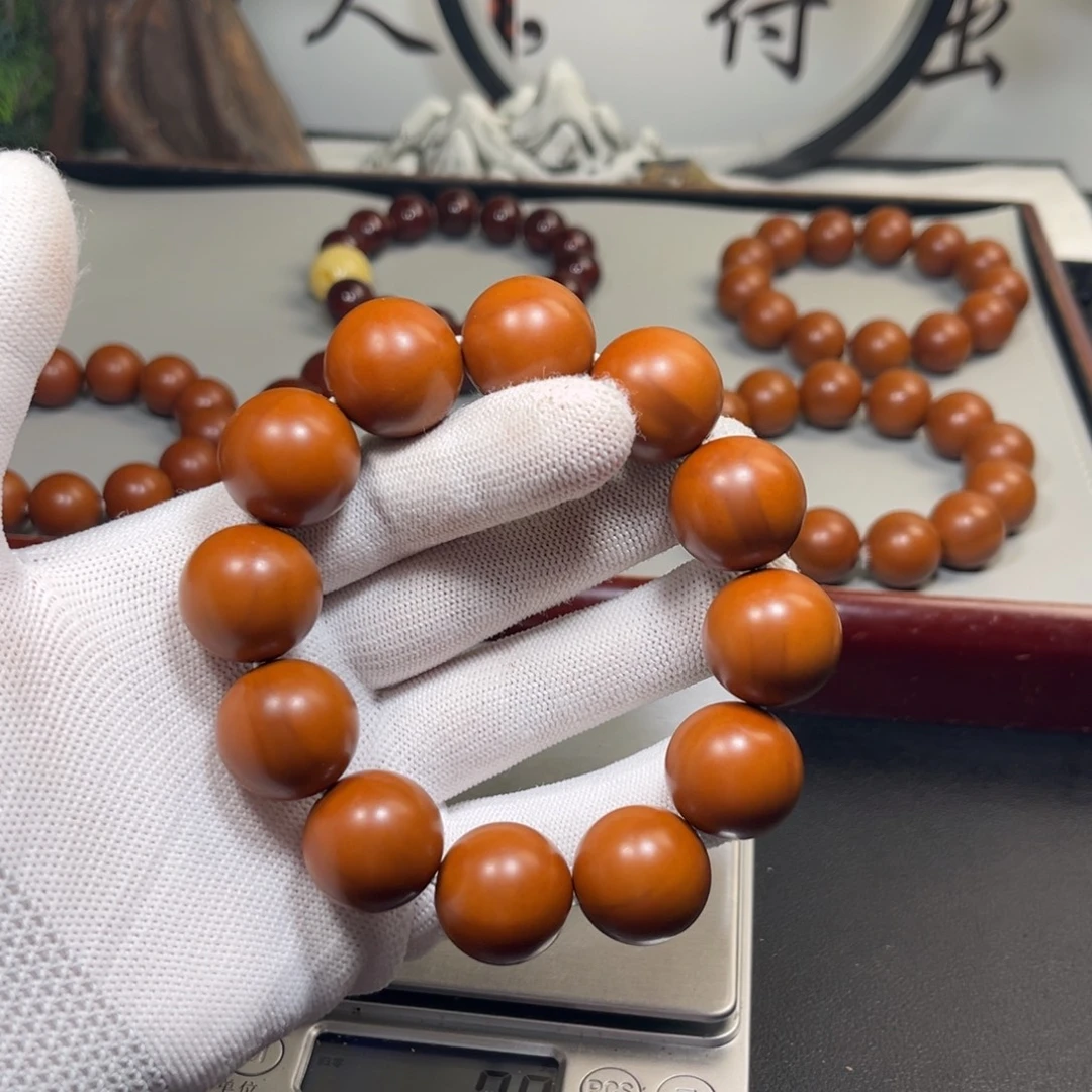 武***少手串橄榄核2.0树王铁核精品