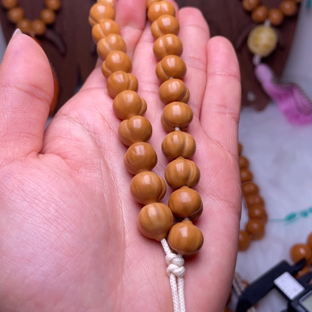 O***I猴头核桃吊坠10手工柯基屁桃手持