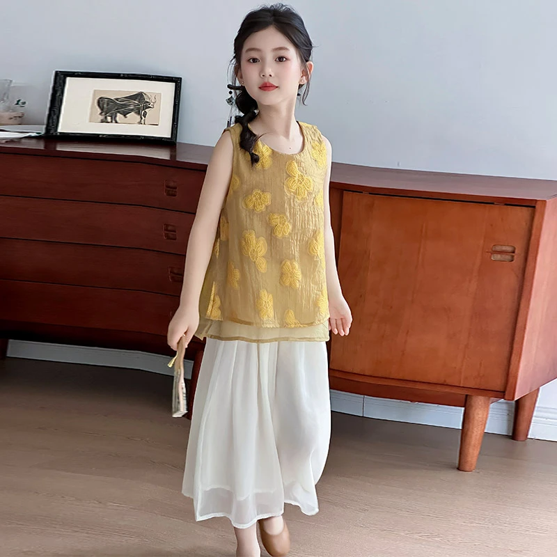 女童夏季套装2025新款韩系日常洋气背心时髦穿搭白色休闲裤两件套