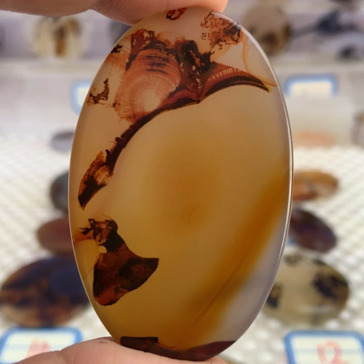 玛瑙/玉髓颈饰未镶嵌