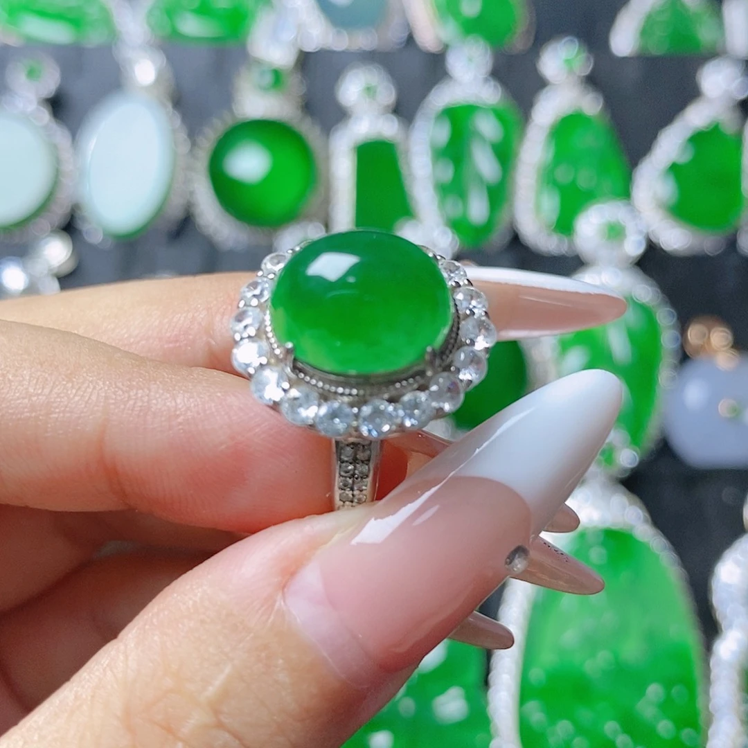 翡翠戒指未镶嵌