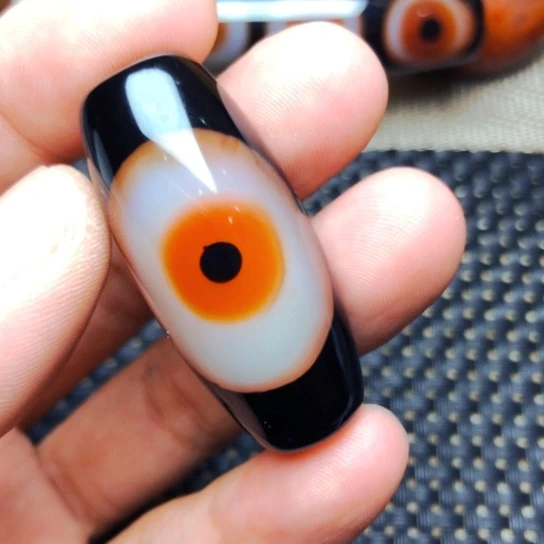 玛瑙/玉髓颈饰未镶嵌农***?