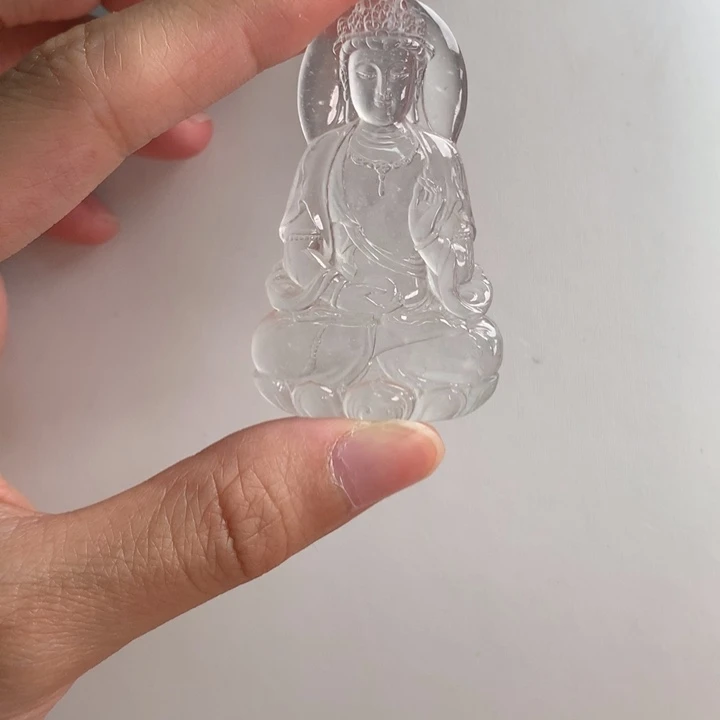 翡翠挂件未镶嵌……