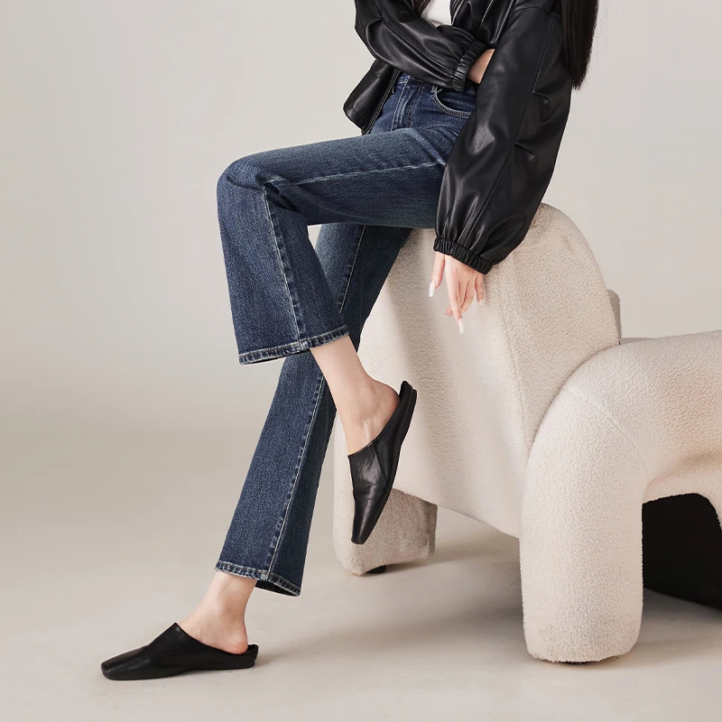 索菲丝尔2025年春季新款休闲简约高腰显瘦微喇九分牛仔裤512091