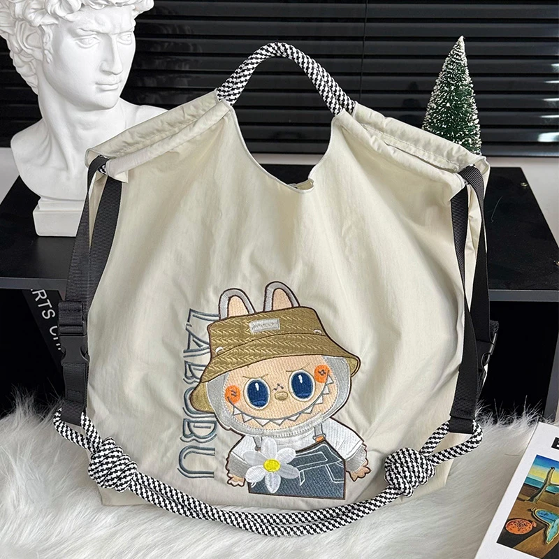 新款刺绣包包日系卡通休闲学院风单肩通勤斜挎包ins百搭新中式