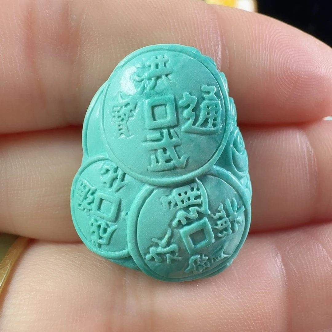 绿松石未镶嵌颈饰