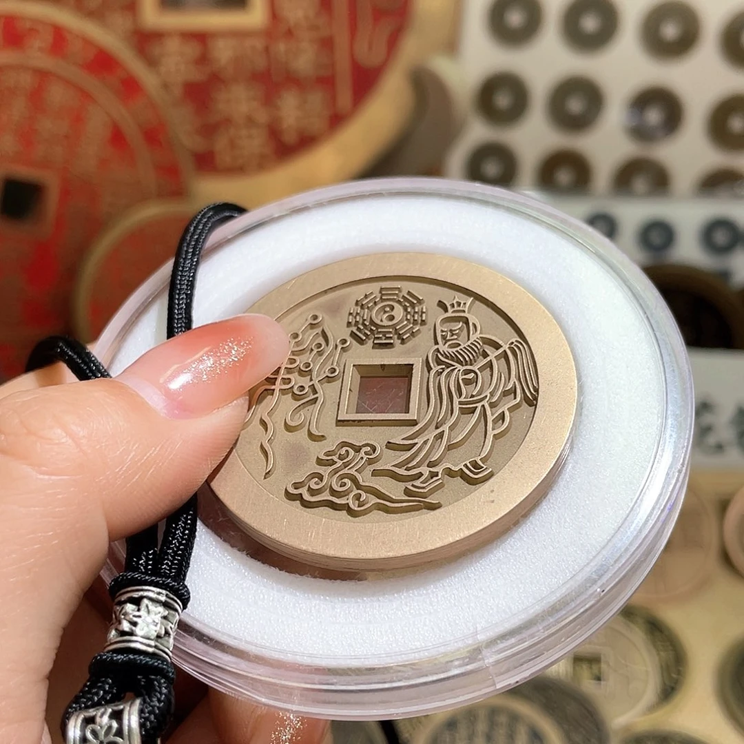 铜现代失腊工艺品