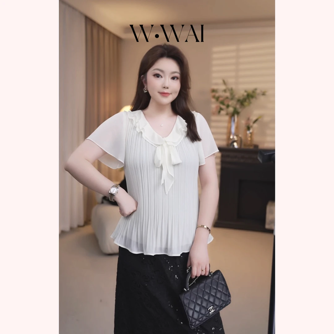 【和风】显瘦浪漫法式压褶荷叶边小衫 X52S661