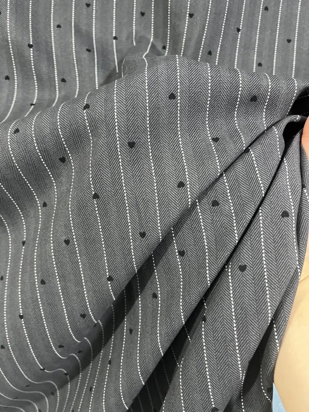 夏季人造棉棉绸布料黑灰爱心条纹高级旗袍娃娃衫连衣裙套装亲肤