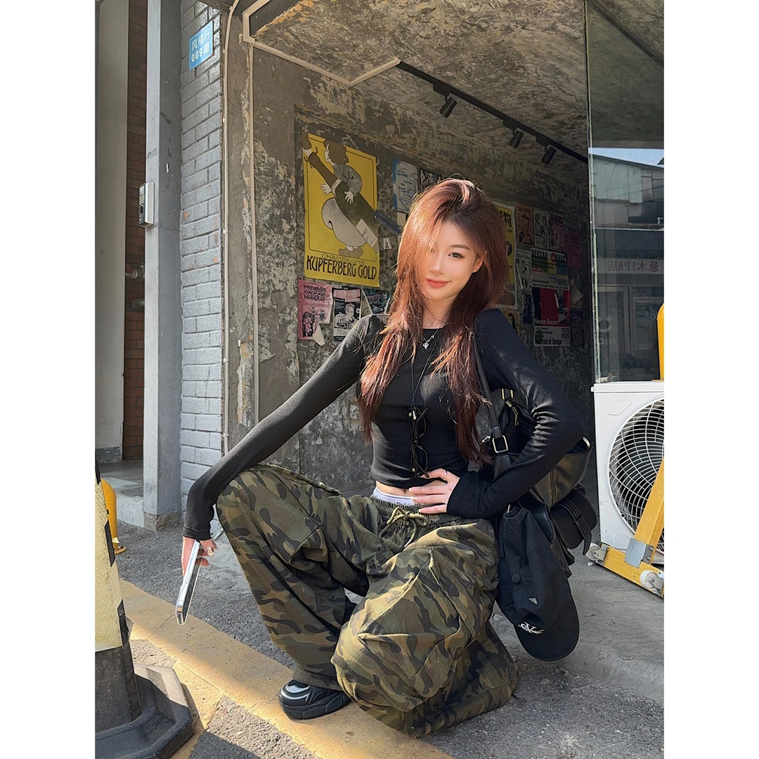 辣妹街舞爵士拽酷迷彩拖地长裤+基础款长袖T恤黑色上衣休闲套装秋