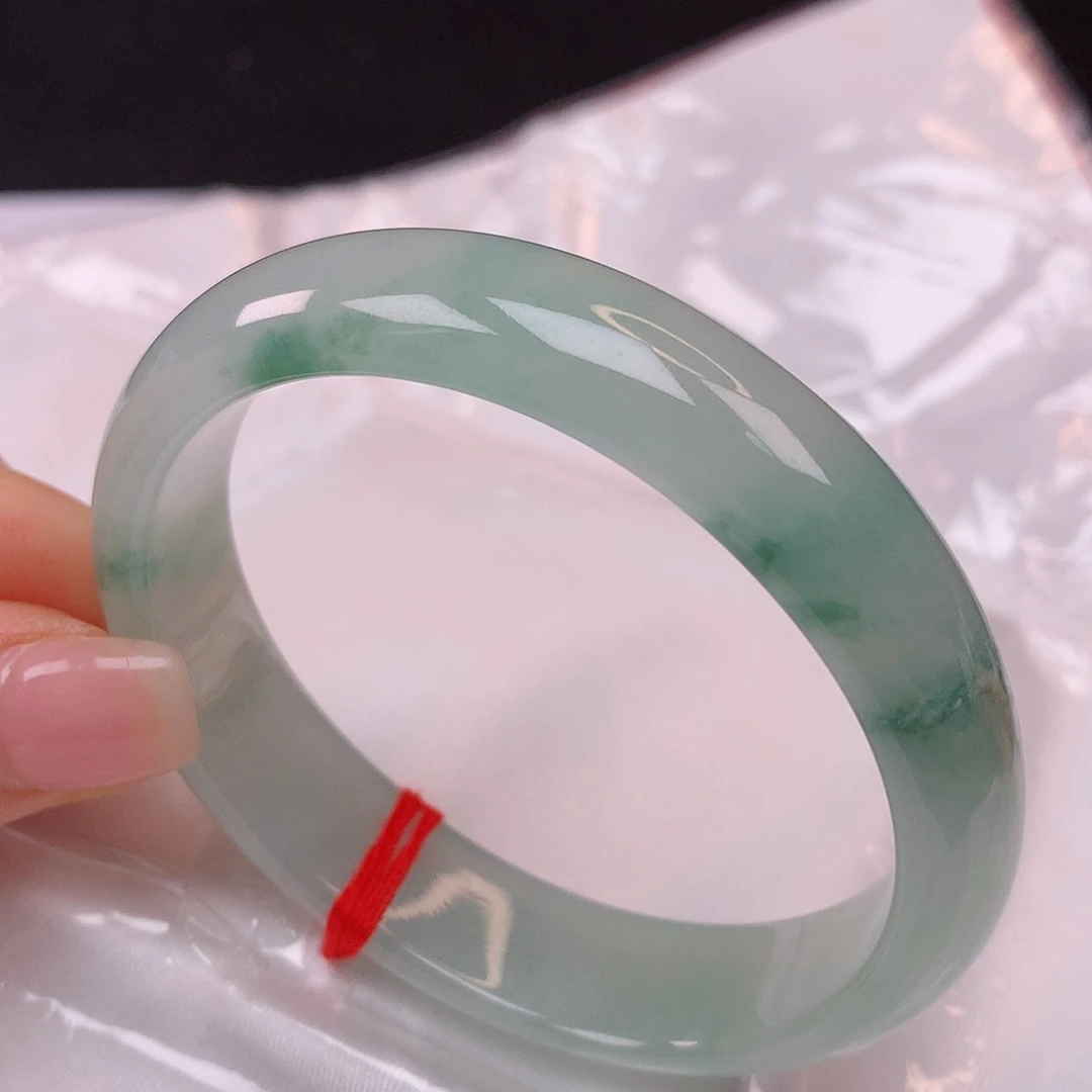 【闪购商品】未镶嵌手镯翡翠54+贵妃手镯
