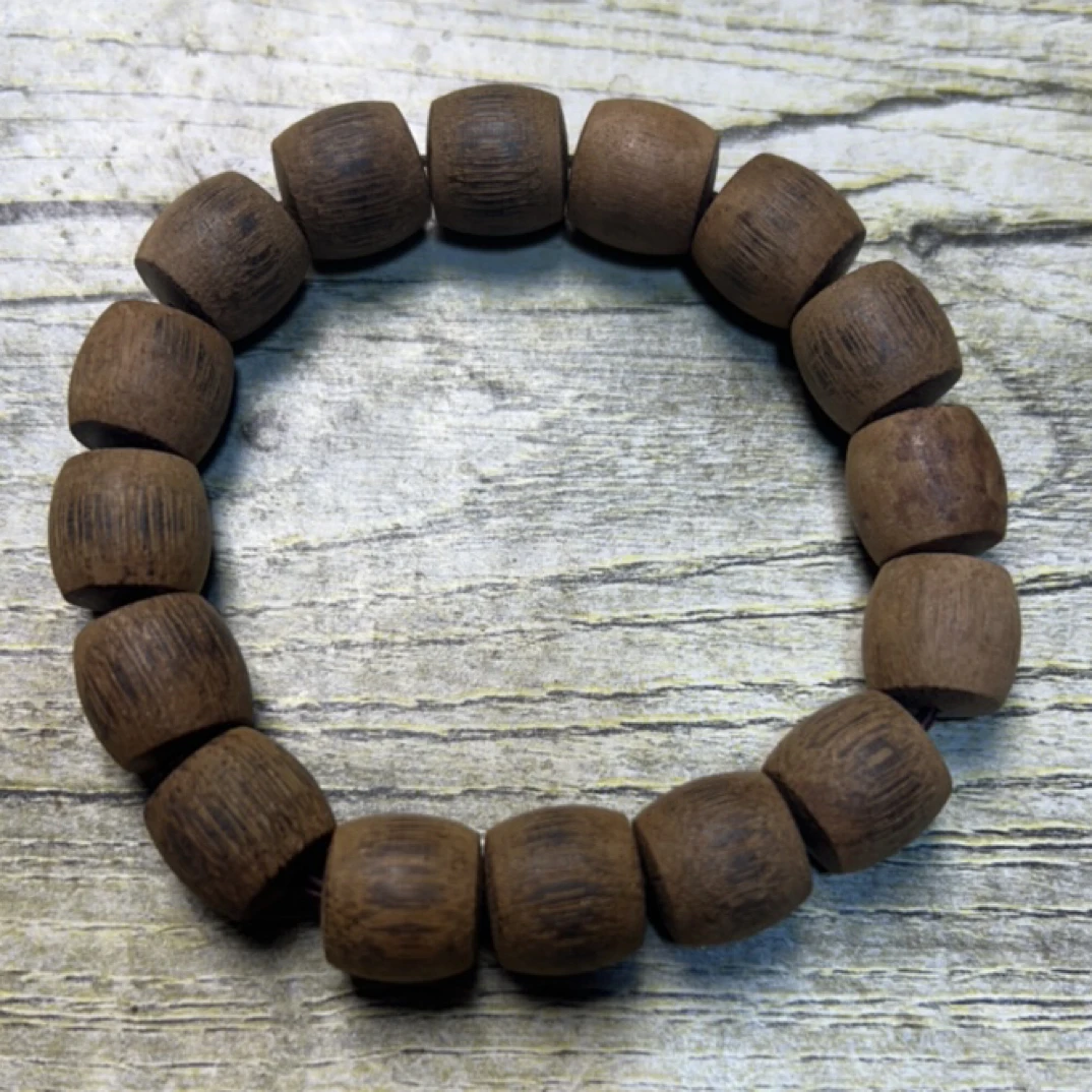 6 福来精选文玩沉香木作手串14mm