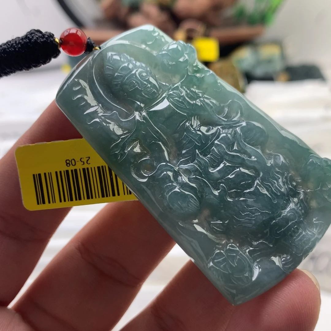 颈饰未镶嵌翡翠观音