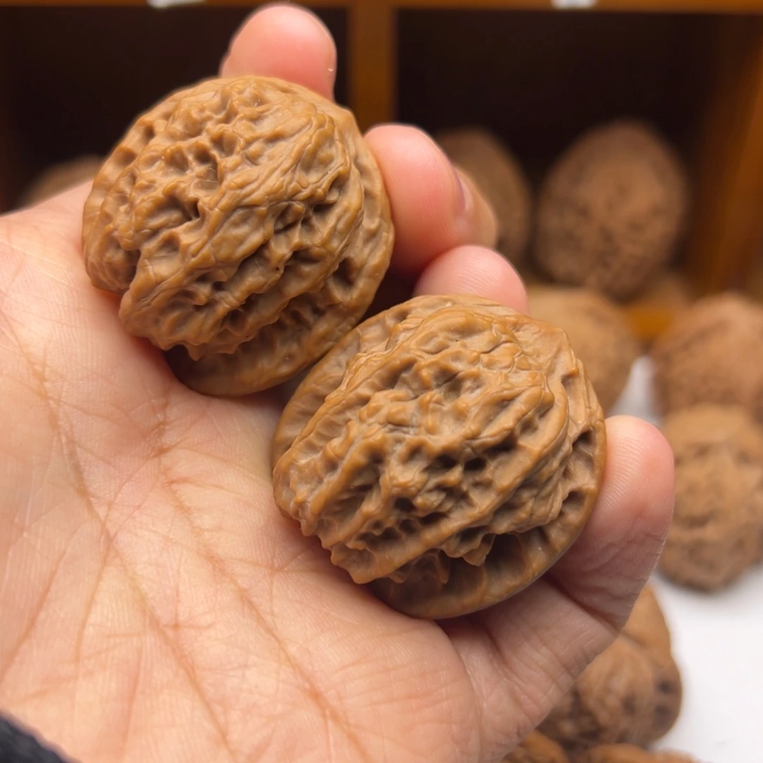 吊坠文玩核桃35全品野狼