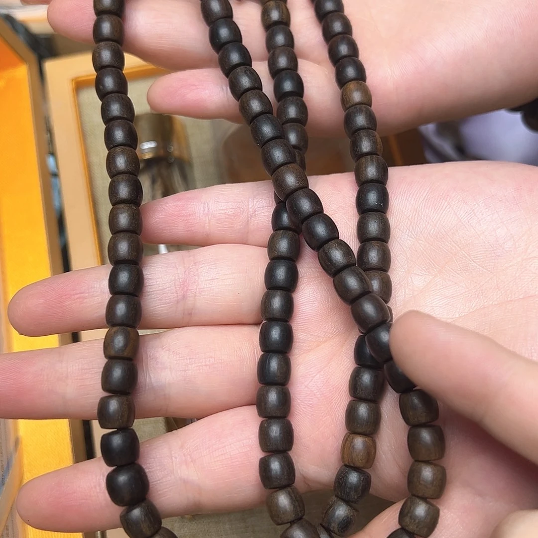 大叶紫檀（黑酸枝木类）