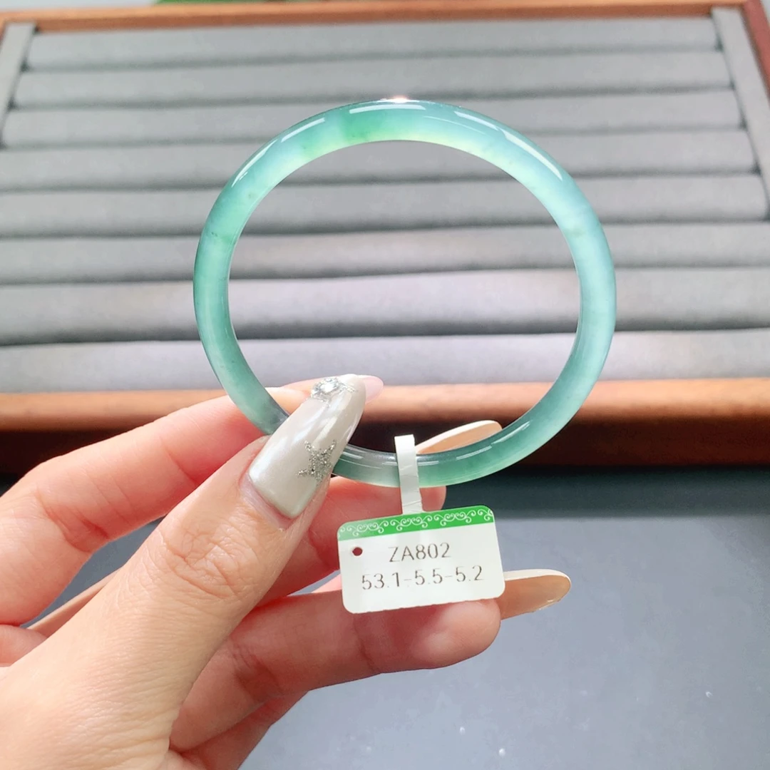 翡翠未镶嵌手镯天然