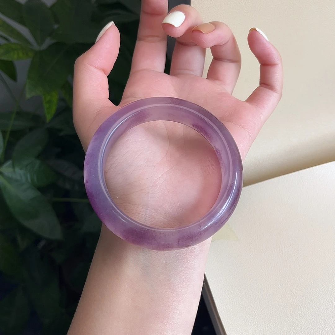 双***制玉紫飘花。59/60双喜