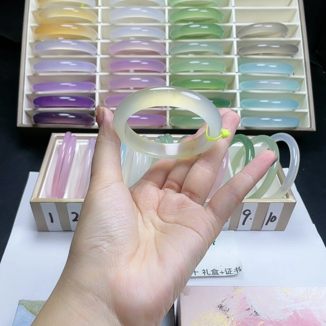 【闪购商品】手镯玛瑙/玉髓未镶嵌