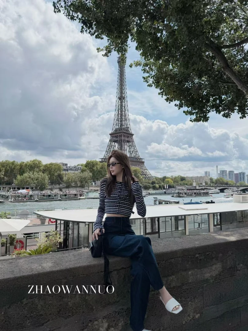 ZHAO WANNUO 丨 2025 Lisa同款撞色针织开衫含羊毛建议干洗NC0736