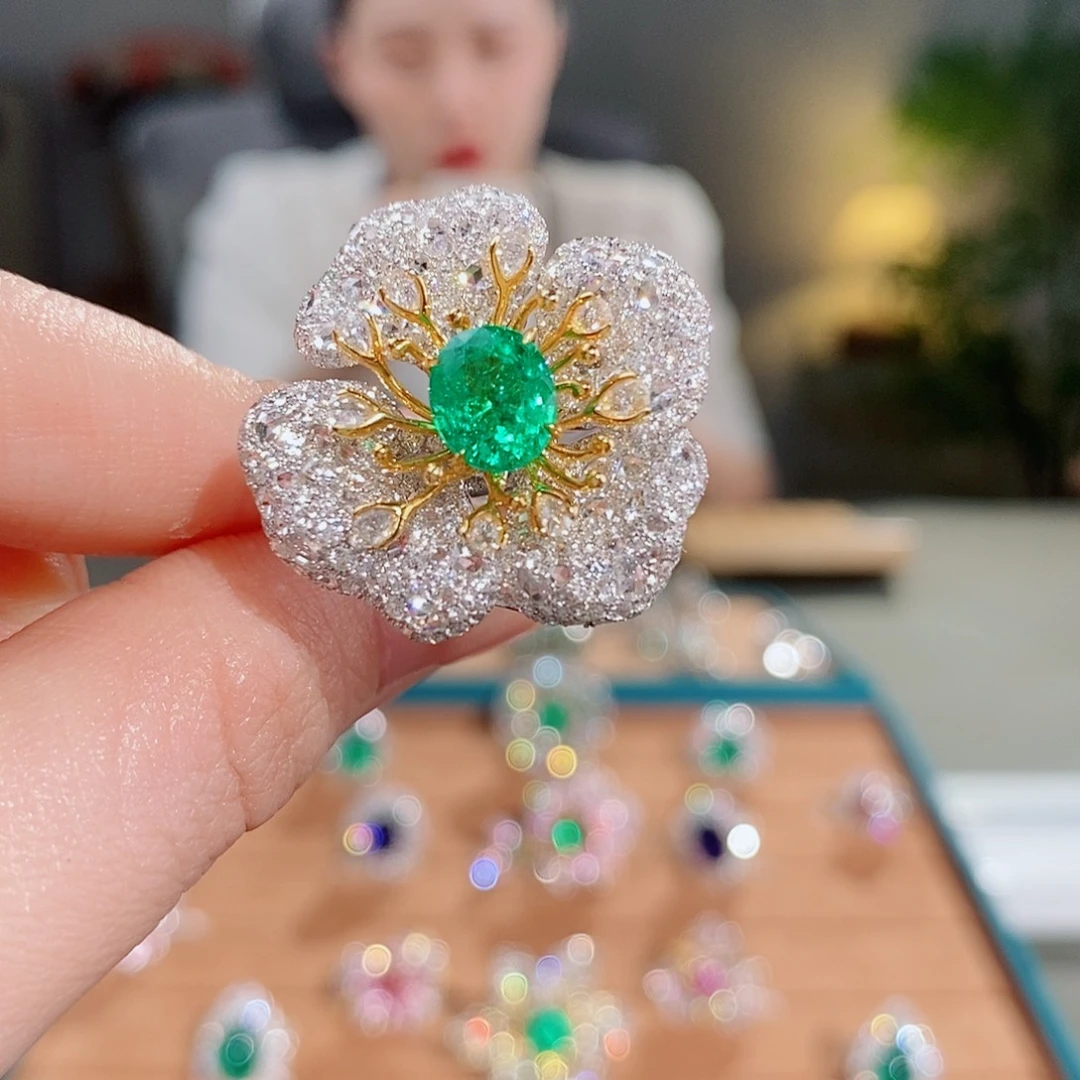 戒指祖母绿18K金镶嵌1.6ct微油VVG吉尔徳潘杰希尔多用款