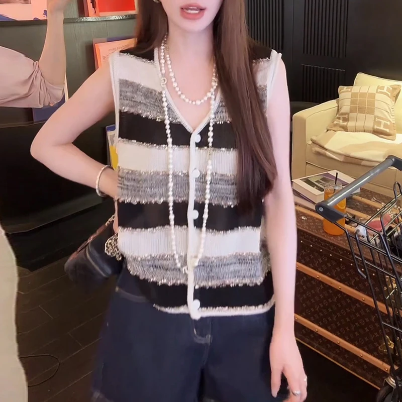 时尚条纹无袖针织马甲女2025年新款夏季外搭宽松显瘦百搭背心上衣